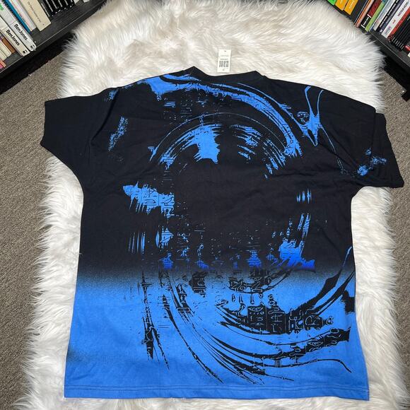 YUGIOH BLUE EYES WHITE DRAGON SHIRT YU GI OH ANIME SHIRT BOXLUNCH - Picture 4 of 4